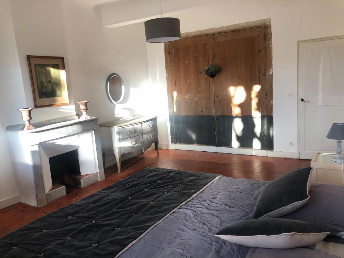 شقة Beau 3 Pieces 83 M2 Au Coeur Du Centre Historique D'Aix En Provence آيكس أومبروفينس المظهر الخارجي الصورة