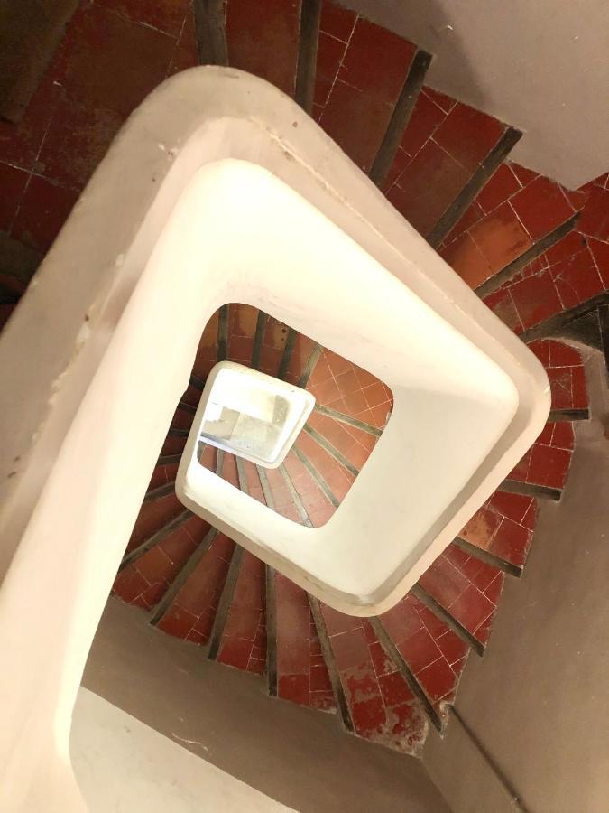 شقة Beau 3 Pieces 83 M2 Au Coeur Du Centre Historique D'Aix En Provence آيكس أومبروفينس المظهر الخارجي الصورة