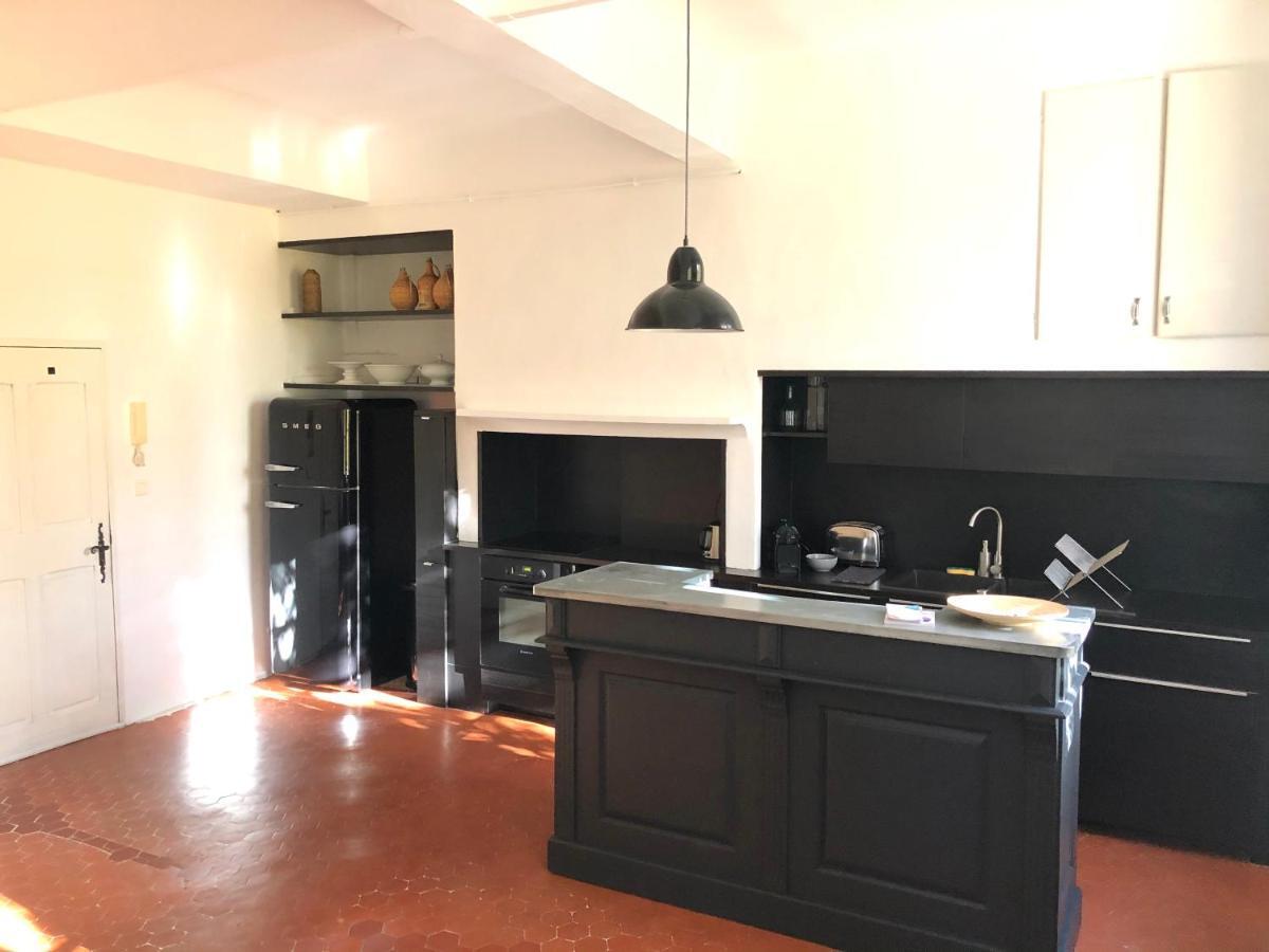 شقة Beau 3 Pieces 83 M2 Au Coeur Du Centre Historique D'Aix En Provence آيكس أومبروفينس المظهر الخارجي الصورة